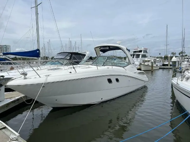 The Image of Sea Ray Sundancer 2012 - 0