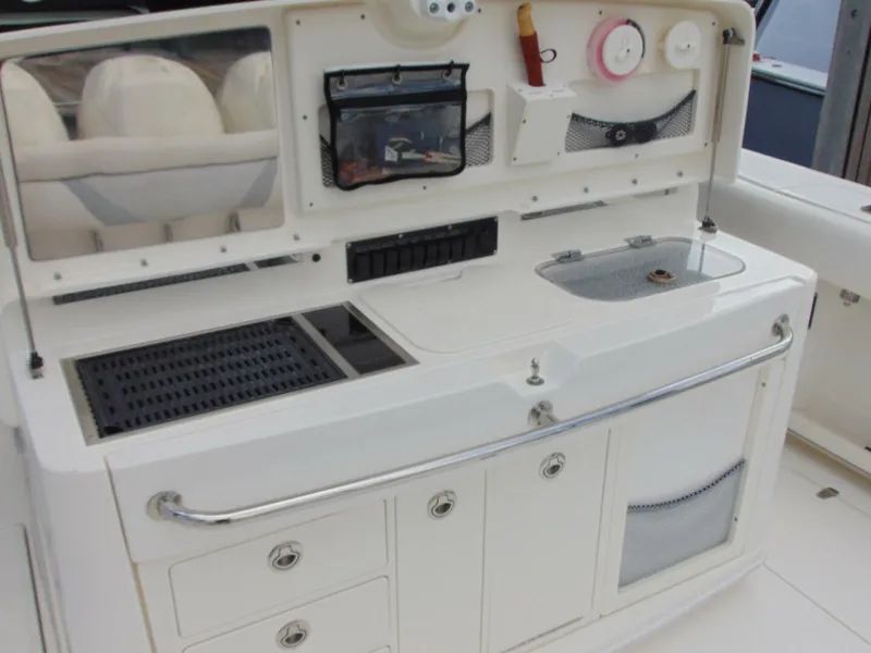 Slide: The Image of Boston Whaler 370 Outrage 2013 - 14