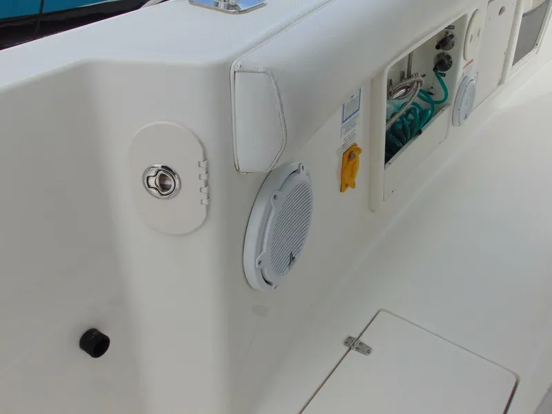 Slide: The Image of Boston Whaler 370 Outrage 2013 - 15