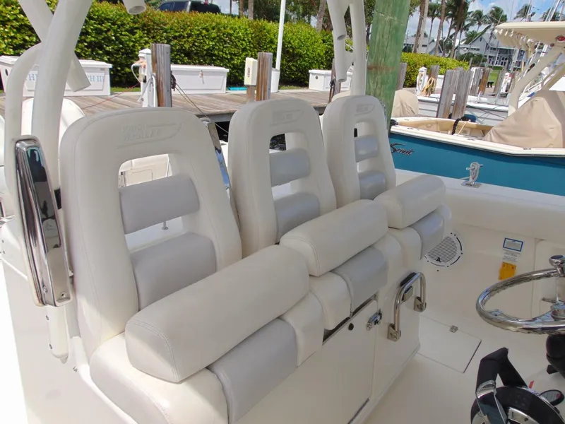 Slide: The Image of Boston Whaler 370 Outrage 2013 - 16