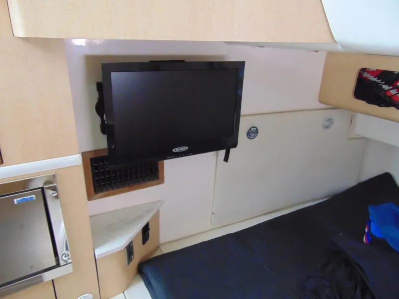 Slide: The Image of Boston Whaler 370 Outrage 2013 - 22