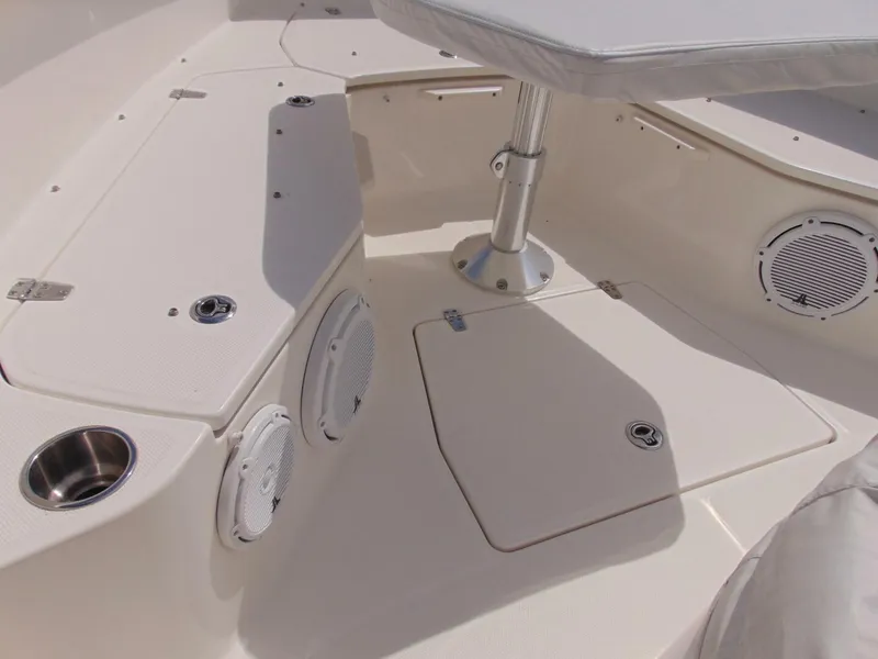 Slide: The Image of Boston Whaler 370 Outrage 2013 - 9