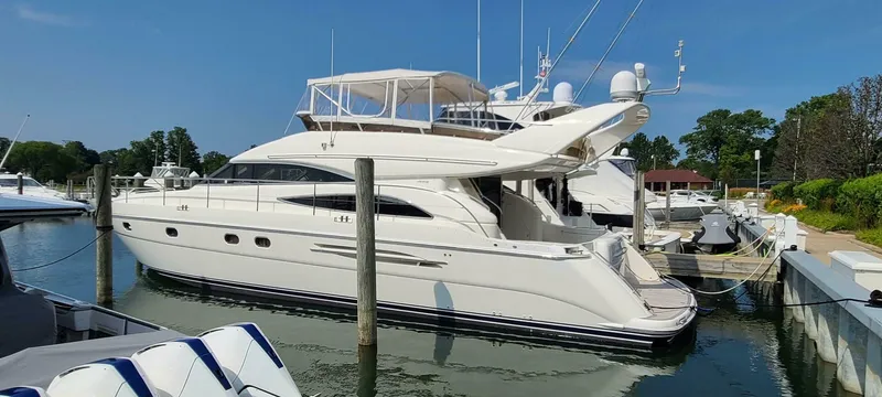 The Image of Viking 61 Flybridge 2006 - 0