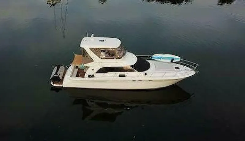 Slide: The Image of Sea Ray 480 Sedan Bridge 1999 - 46