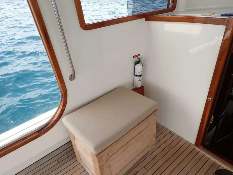 Slide: The Image of Custom Launch 45 Pilothouse 2021 - 10
