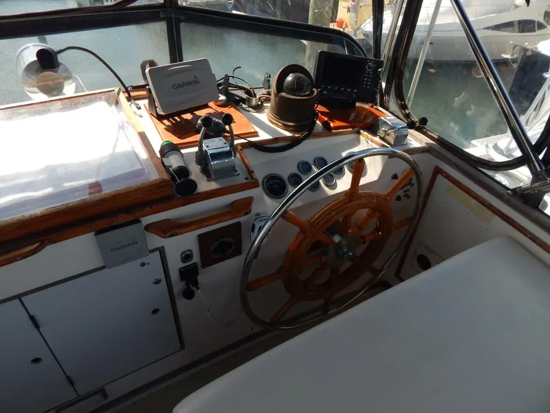 Slide: The Image of Grand Banks 42 Classic 1976 - 34