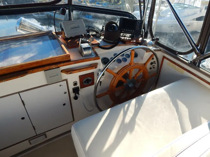 Slide: The Image of Grand Banks 42 Classic 1976 - 35