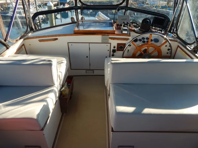 Slide: The Image of Grand Banks 42 Classic 1976 - 37