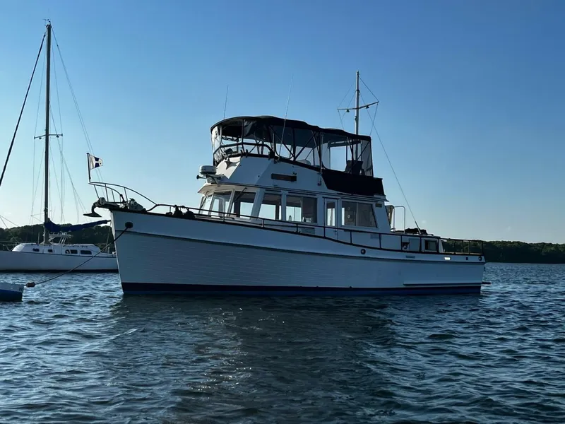 Slide: The Image of Grand Banks 42 Classic 1976 - 51