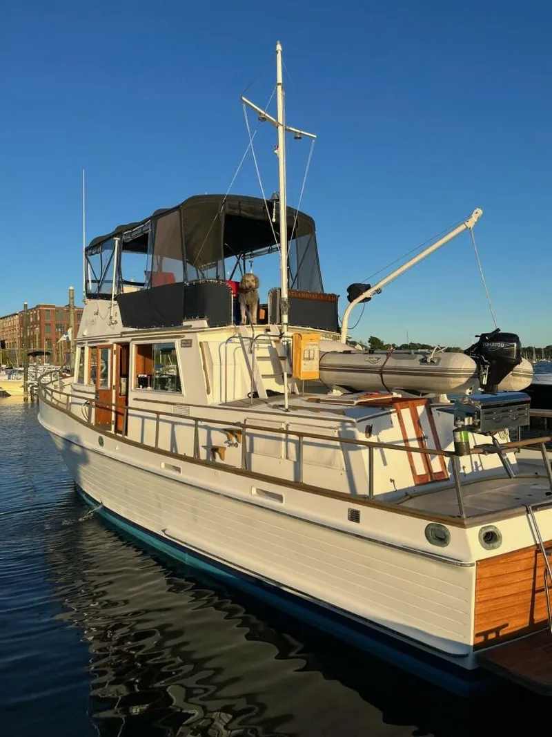 Slide: The Image of Grand Banks 42 Classic 1976 - 58