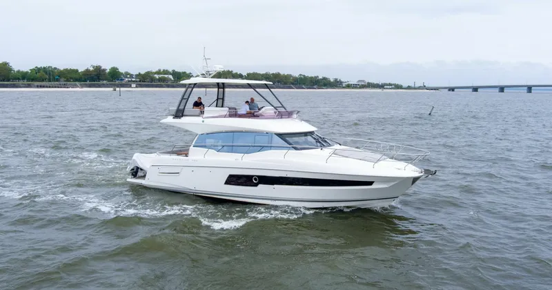 The Image of Prestige 460 Flybridge 2023 - 0