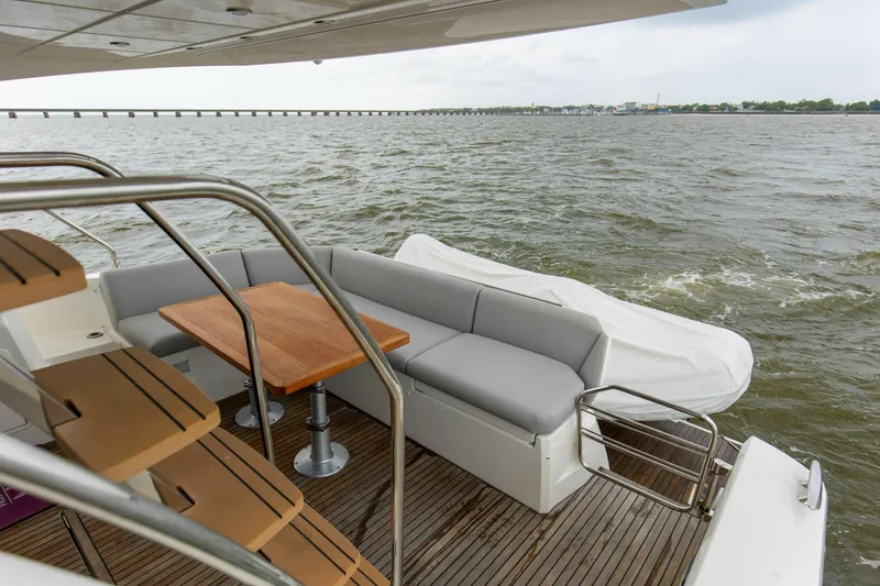 Slide: The Image of Prestige 460 Flybridge 2023 - 31