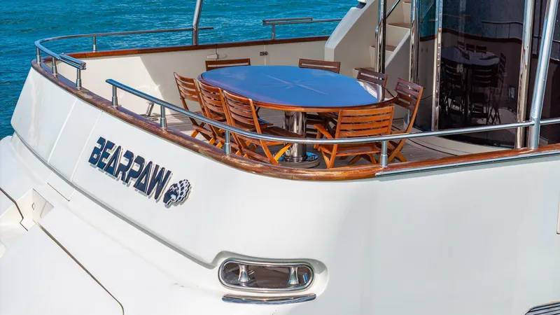 Slide: The Image of Azimut 2000 - 41