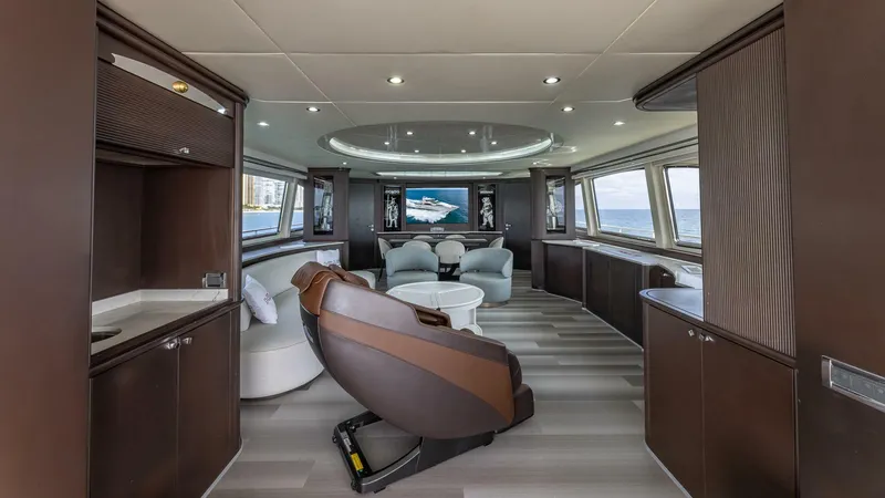 Slide: The Image of Azimut 2000 - 62