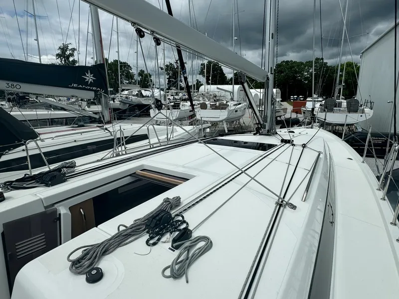 Slide: The Image of Jeanneau Sun Odyssey 410 #345 2024 - 6