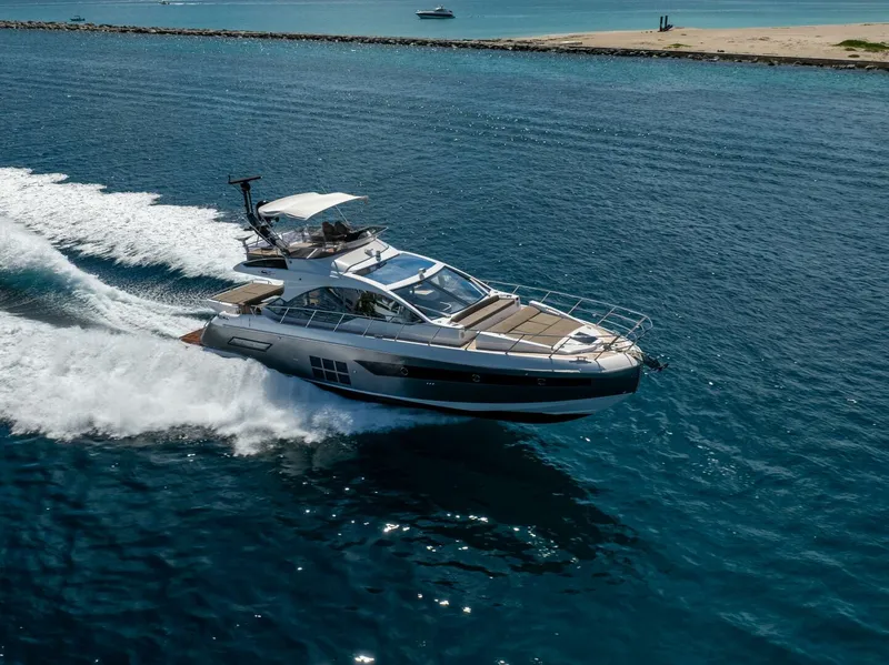 Slide: The Image of Azimut S6 Sport Fly 2021 - 50