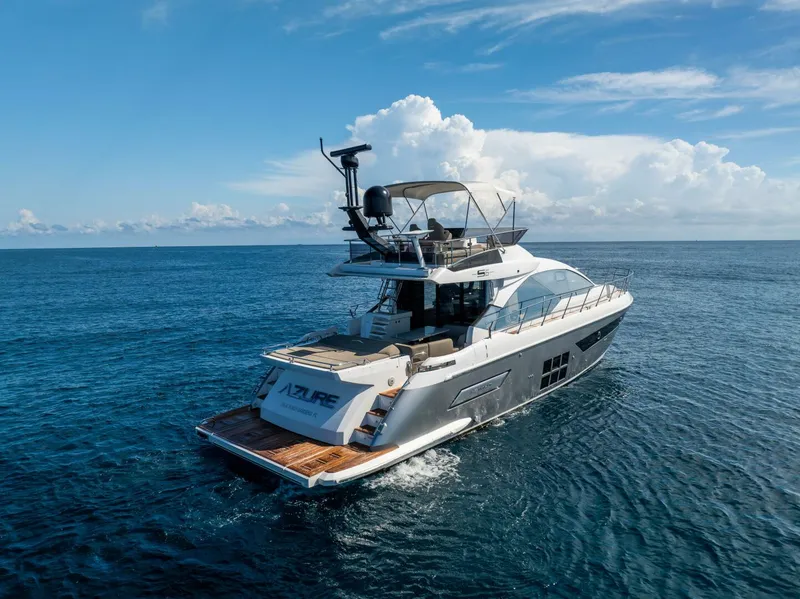 Slide: The Image of Azimut S6 Sport Fly 2021 - 53