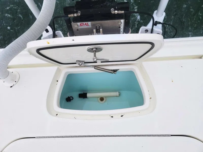 Slide: The Image of SeaVee 270Z 2017 - 20
