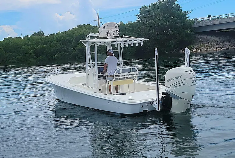 Slide: The Image of SeaVee 270Z 2017 - 23