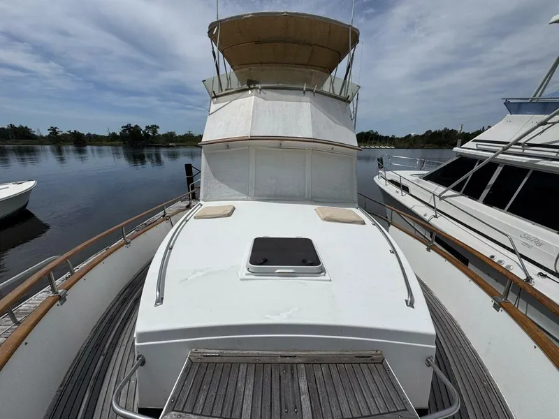 Slide: The Image of Grand Banks 42 Motor Yacht 1989 - 10