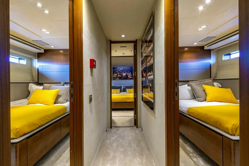 Slide: The Image of Peri Yachts Peri 29 2007 - 17