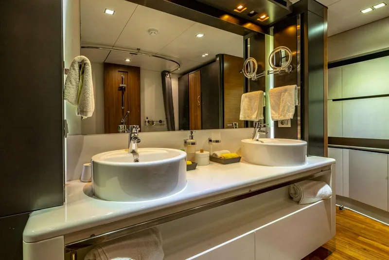 Slide: The Image of Peri Yachts Peri 29 2007 - 29