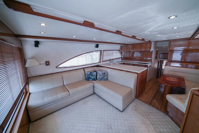 Slide: The Image of Bertram 51 Convertible 2007 - 4