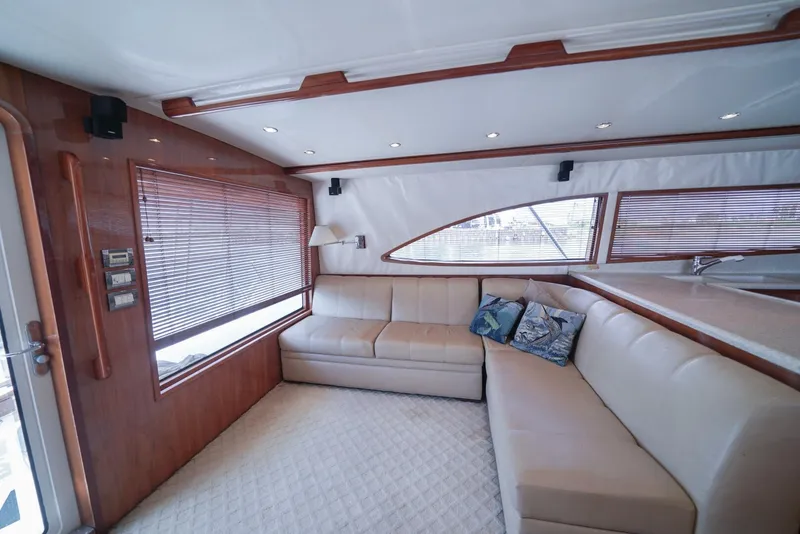 Slide: The Image of Bertram 51 Convertible 2007 - 6