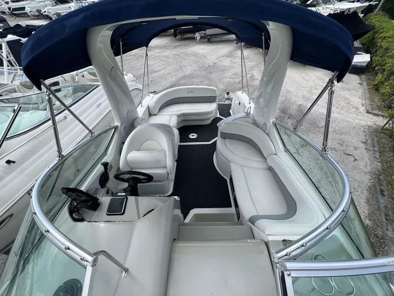 Slide: The Image of Sea Ray 260 Sundancer 2005 - 10