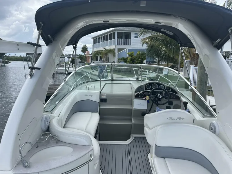 Slide: The Image of Sea Ray 260 Sundancer 2005 - 8