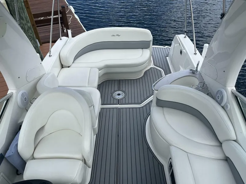 Slide: The Image of Sea Ray 260 Sundancer 2005 - 9