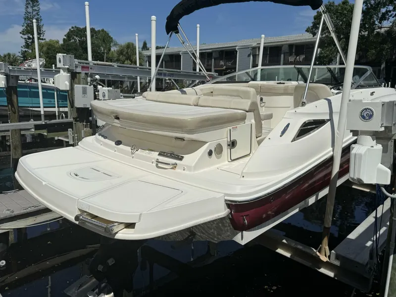 Slide: The Image of Sea Ray 240 Sundeck 2013 - 8