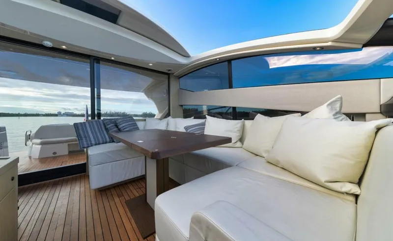 Slide: The Image of Sunseeker Predator 2017 - 11