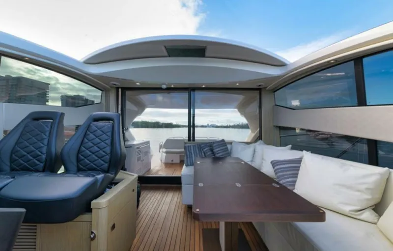 Slide: The Image of Sunseeker Predator 2017 - 15