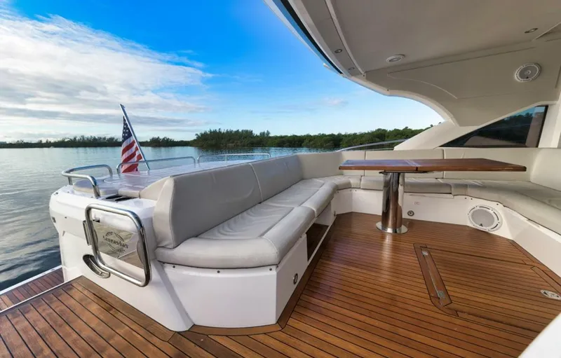 Slide: The Image of Sunseeker Predator 2017 - 9