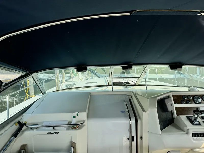 Slide: The Image of Sea Ray Express Cruiser 1995 - 12