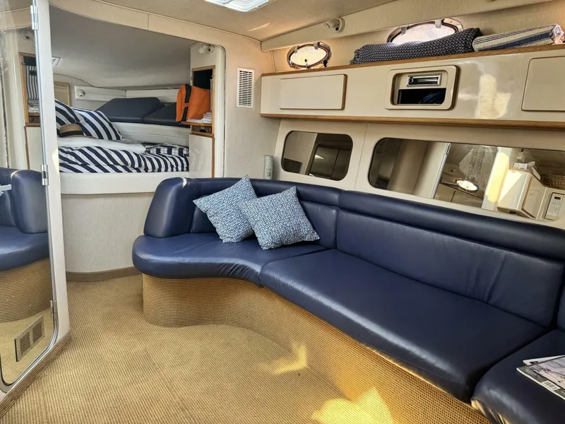 Slide: The Image of Sea Ray Express Cruiser 1995 - 22