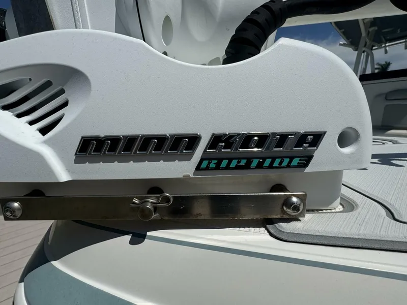Slide: The Image of Ranger 2360 Bay Ranger 2019 - 3