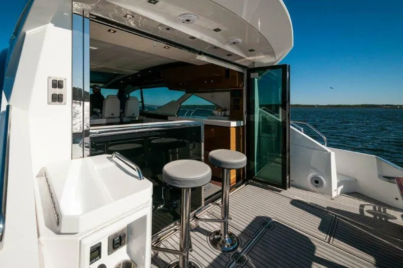 Slide: The Image of Cruisers 60 Cantius 2020 - 39
