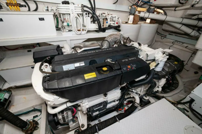 Slide: The Image of Cruisers 60 Cantius 2020 - 42