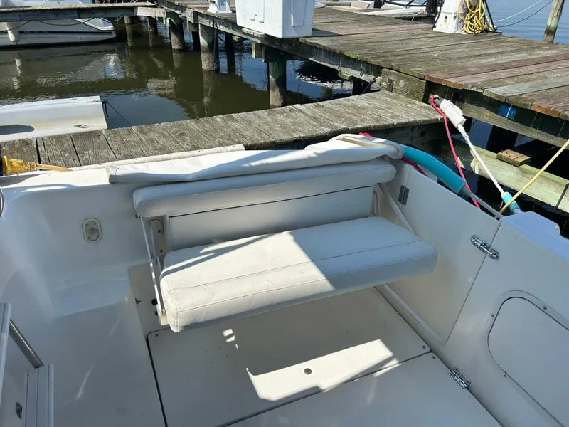Slide: The Image of Bayliner Discovery 288 2008 - 26