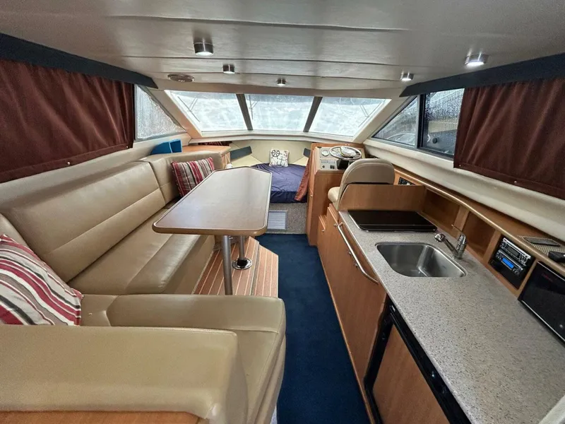 Slide: The Image of Bayliner Discovery 288 2008 - 3