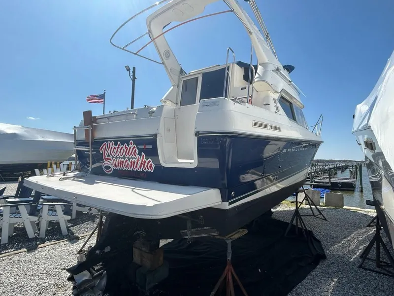 Slide: The Image of Bayliner Discovery 288 2008 - 35