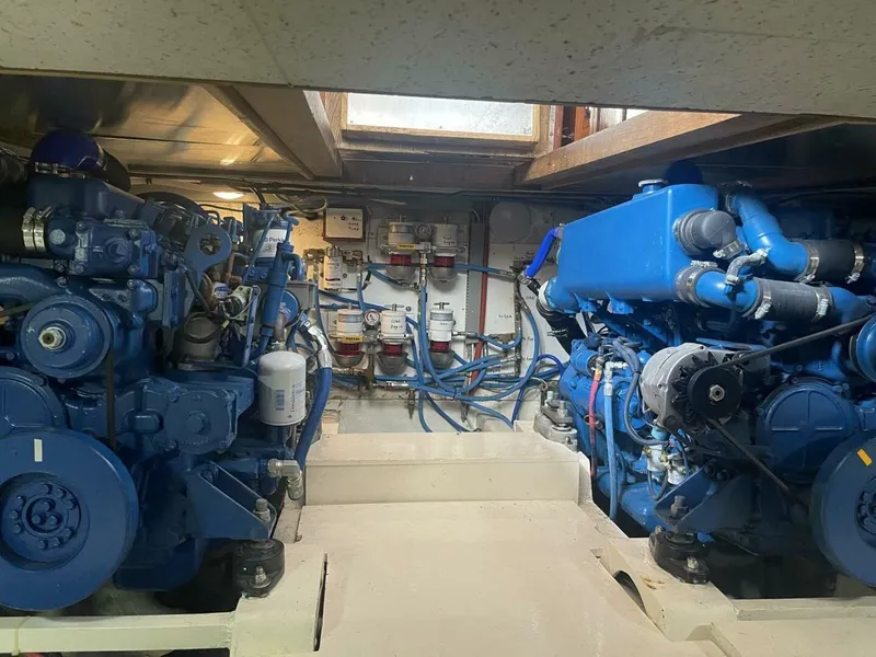 Slide: The Image of DeFever 40 Offshore Cruiser 1985 - 27