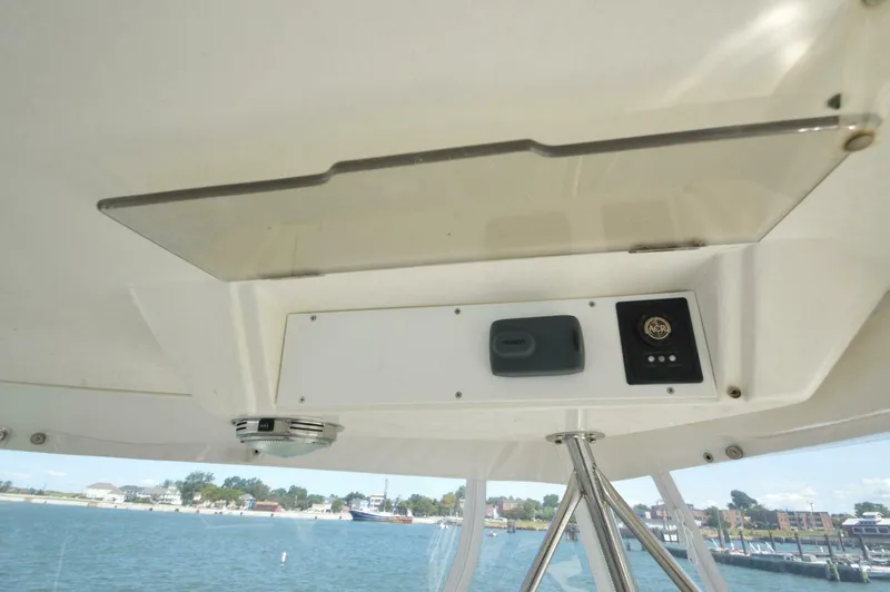 Slide: The Image of Ocean Yachts 48 Cockpit Motor Yacht 1995 - 102