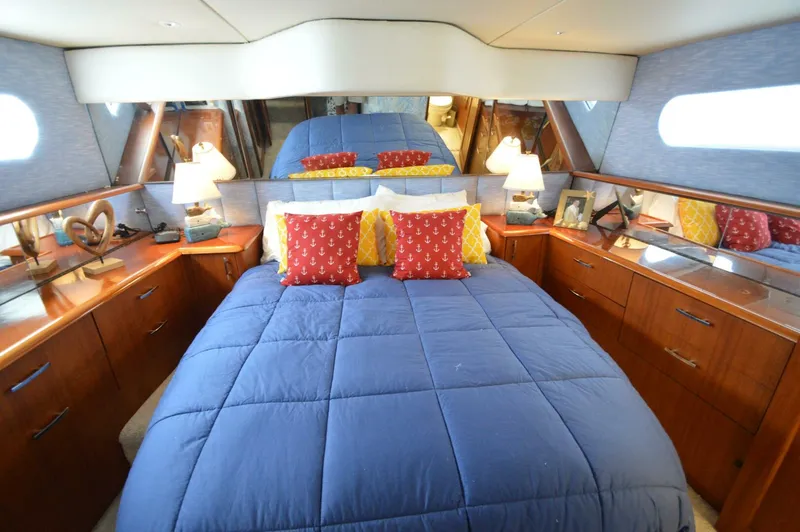 Slide: The Image of Ocean Yachts 48 Cockpit Motor Yacht 1995 - 32