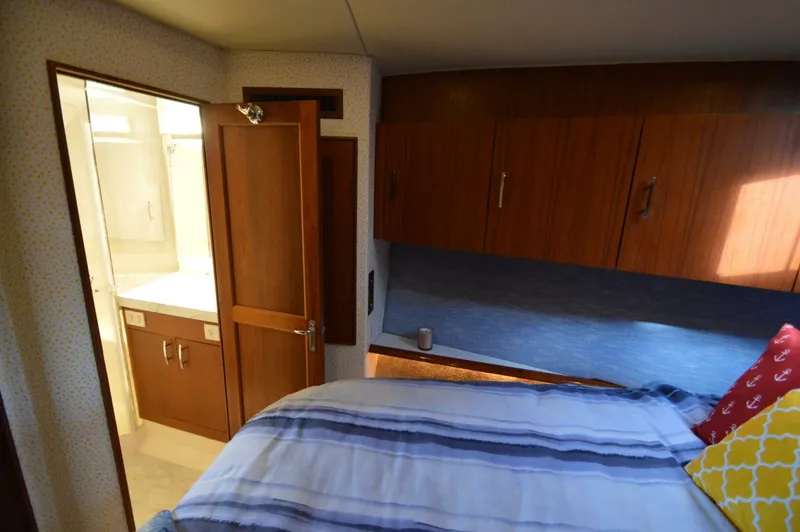 Slide: The Image of Ocean Yachts 48 Cockpit Motor Yacht 1995 - 49