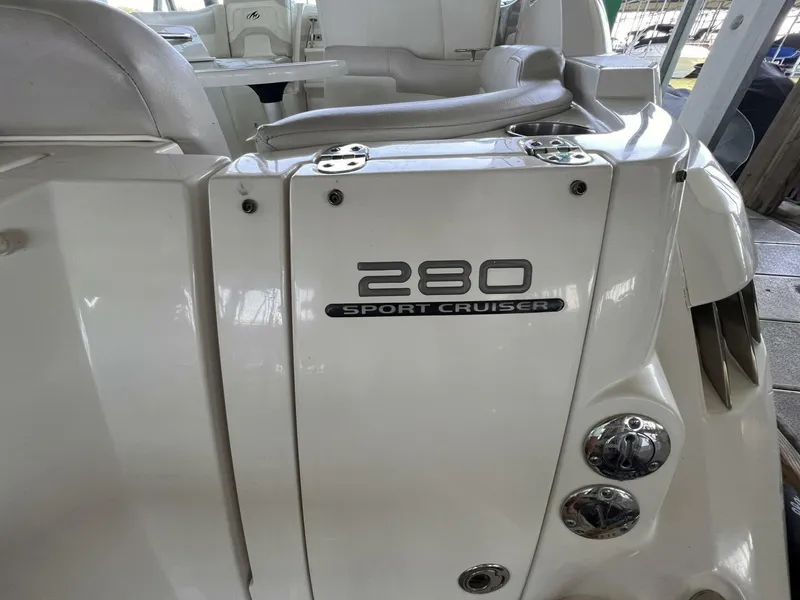 Slide: The Image of Monterey 280 SC 2009 - 8