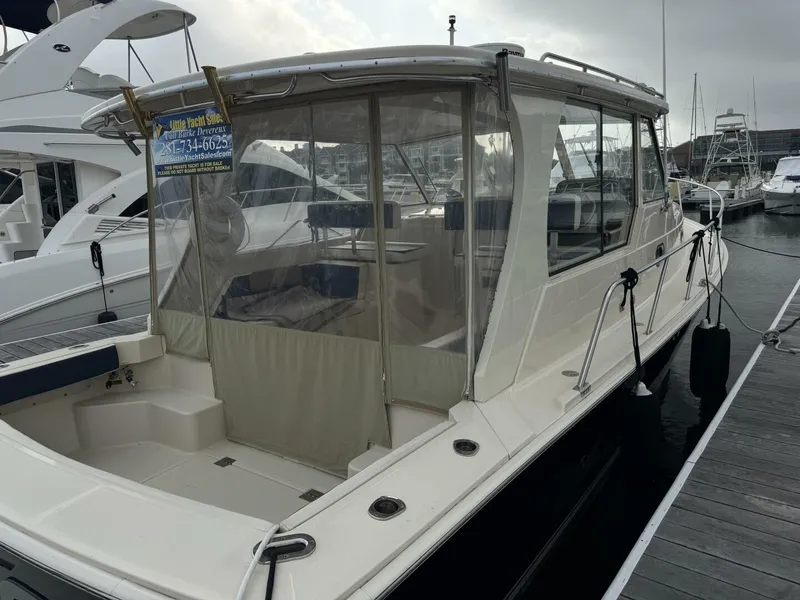 Slide: The Image of Mainship 34 Pilot Hardtop 2008 - 11