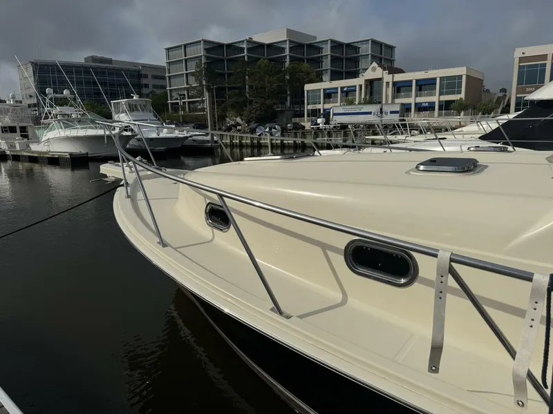 Slide: The Image of Mainship 34 Pilot Hardtop 2008 - 17
